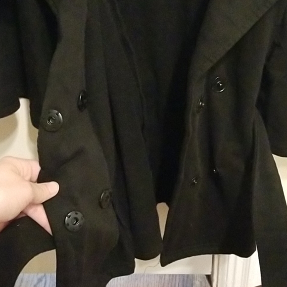 Donating 1/6/2024 L.A. KITTY blazer in black - Picture 8 of 8